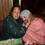 Pakistan train hostage